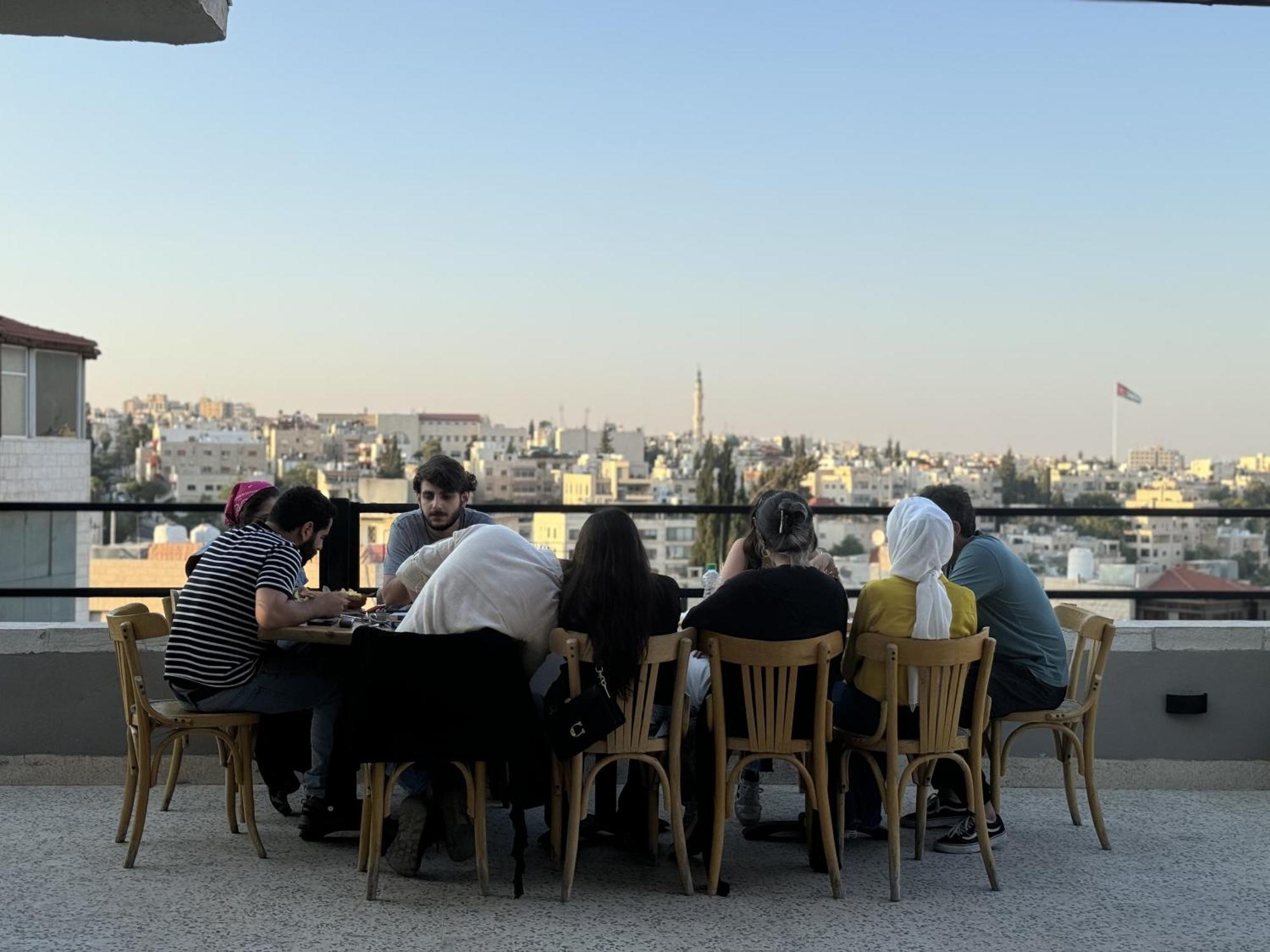 Battuta Hostel Amman Exterior foto