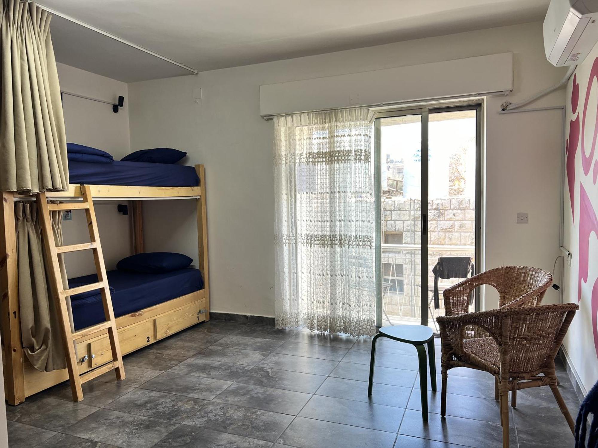 Battuta Hostel Amman Exterior foto